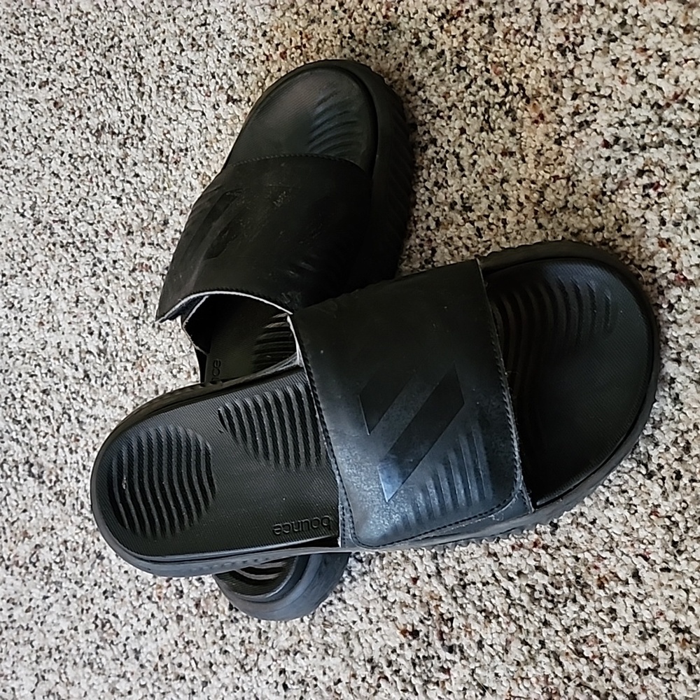 Adidas Bounce slides black size 7 Men's